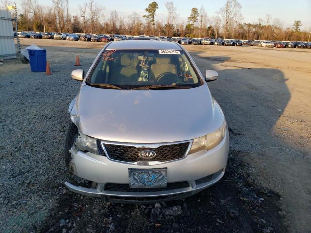 Photo 5 from auction – 2011 KIA FORTE EX with VIN KNAFU4A21B5410816