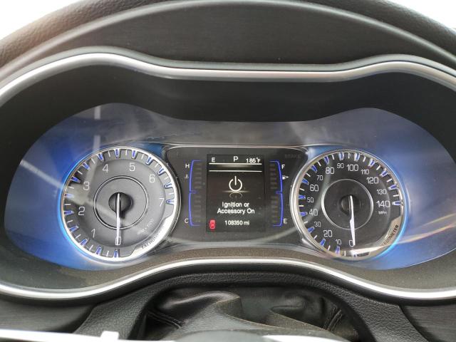 Photo 9 from auction – 2015 CHRYSLER 200 LIMITE with VIN 1C3CCCAB1FN755857