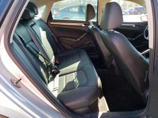 Photo 10 from auction – 2017 VOLKSWAGEN PASSAT SE with VIN 1VWBT7A36HC032945