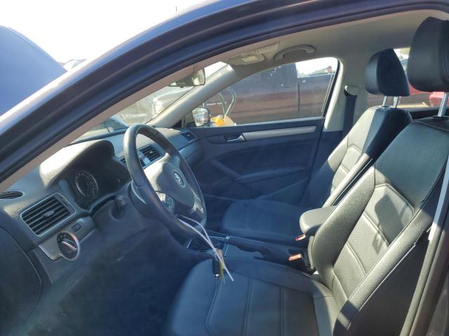 Photo 7 from auction – 2015 VOLKSWAGEN PASSAT S with VIN 1VWAT7A38FC074137