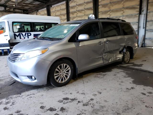 TOYOTA SIENNA XLE 2016 with VIN 5TDYK3DC6GS747032 - Photo from auction