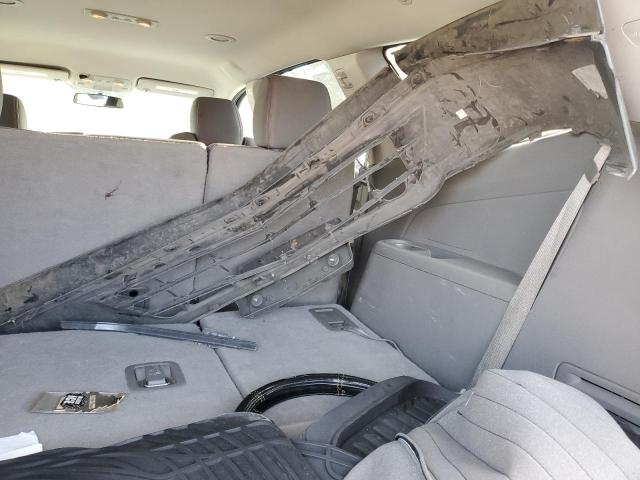 Photo 13 from auction – 2011 CHEVROLET TRAVERSE L with VIN 1GNKVGEDXBJ118429