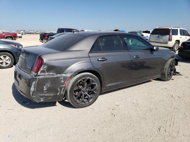 Photo 3 from auction – 2019 CHRYSLER 300 TOURIN with VIN 2C3CCAAG0KH727258