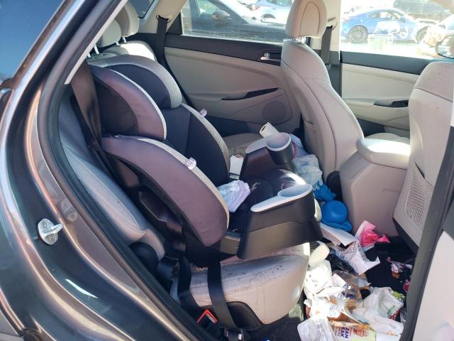 Photo 11 from auction – 2017 HYUNDAI TUCSON LIM with VIN KM8J33A46HU596407