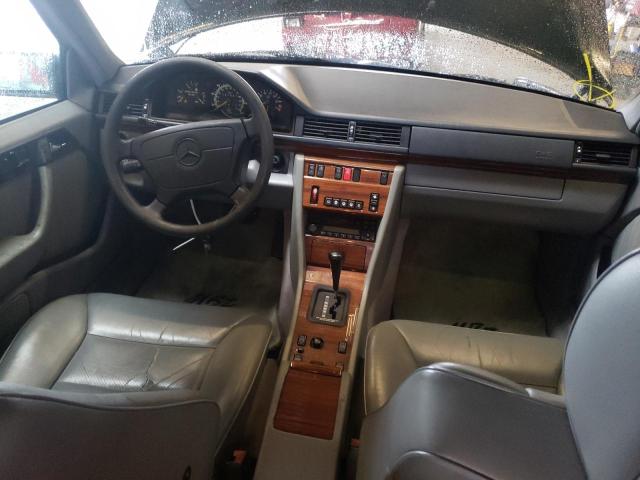 Photo 8 from auction – 1995 MERCEDES-BENZ E 320 BASE with VIN WDBEA32EXSC235714
