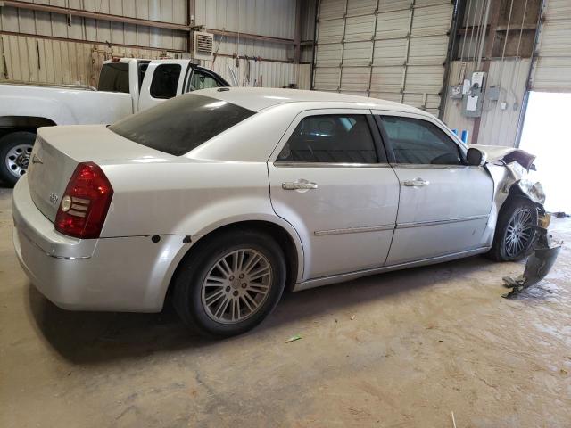 Photo 3 from auction – 2010 CHRYSLER 300 TOURIN with VIN 2C3CA5CV8AH325043