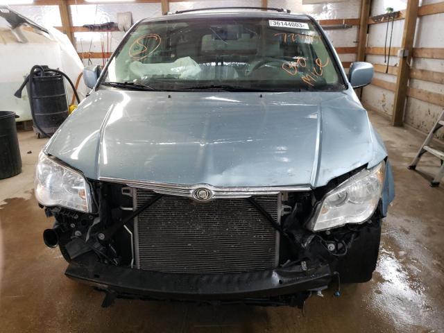 Photo 5 from auction – 2008 CHRYSLER TOWN & CNT with VIN 2A8HR54P08R713617