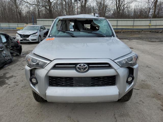 Photo 5 from auction – 2021 TOYOTA 4RUNNER SR with VIN JTEMU5JR9M5905616