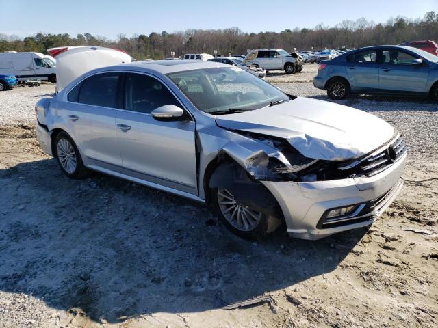 Photo 4 from auction – 2017 VOLKSWAGEN PASSAT SE with VIN 1VWBT7A36HC032945