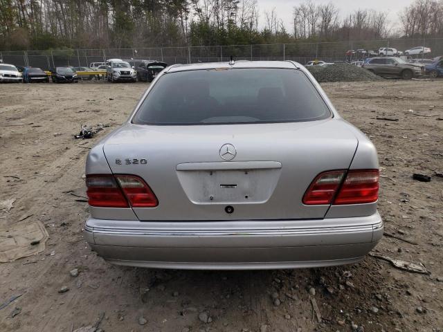 Photo 6 from auction – 2002 MERCEDES-BENZ E 320 with VIN WDBJF65J52B457030