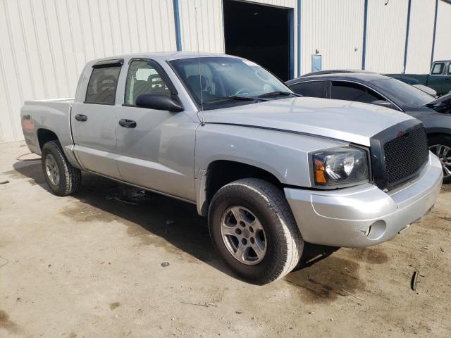 Photo 4 from auction – 2006 DODGE DAKOTA QUA with VIN 1D7HW48K16S604139