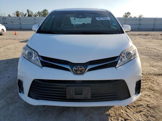 Photo 5 from auction – 2018 TOYOTA SIENNA LE with VIN 5TDKZ3DC0JS905888