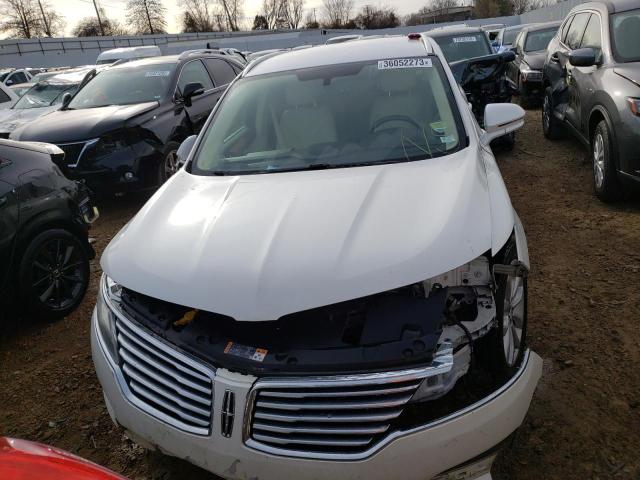 Photo 5 from auction – 2016 LINCOLN MKC SELECT with VIN 5LMCJ2C9XGUJ26815