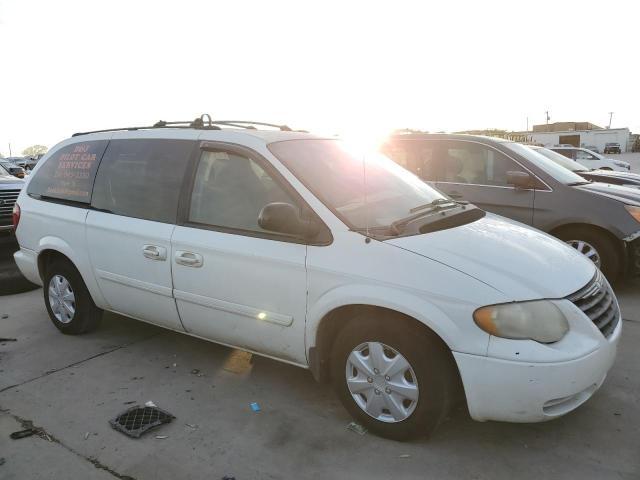 Photo 4 from auction – 2005 CHRYSLER TOWN & COU with VIN 2C8GP44R75R226610