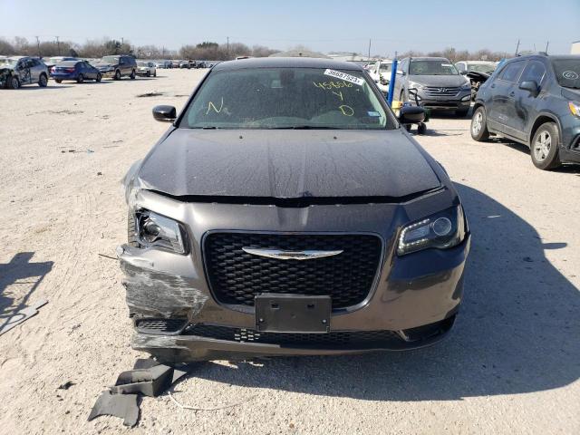 Photo 5 from auction – 2019 CHRYSLER 300 TOURIN with VIN 2C3CCAAG0KH727258
