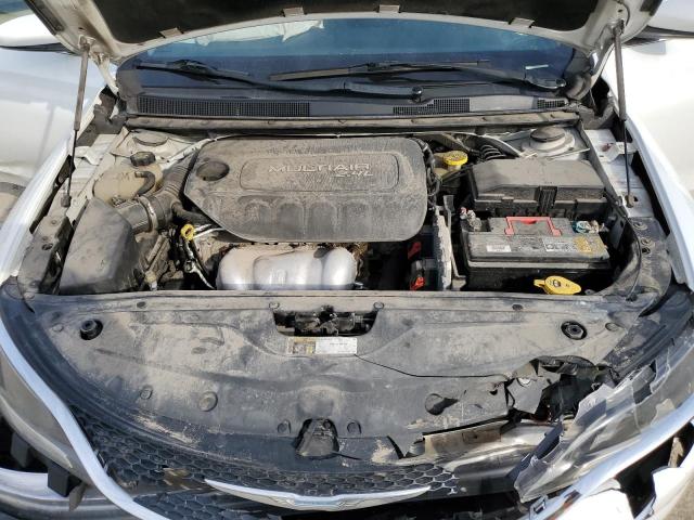 Photo 11 from auction – 2015 CHRYSLER 200 LIMITE with VIN 1C3CCCAB2FN684653