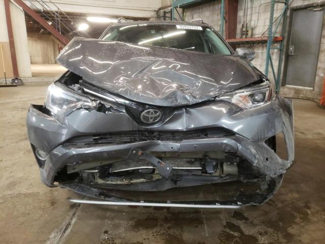Photo 5 from auction – 2017 TOYOTA RAV4 LIMIT with VIN 2T3DFREV5HW631035