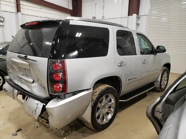 Photo 3 from auction – 2011 GMC YUKON DENA with VIN 1GKS2EEF5BR197280