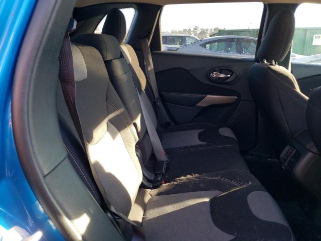Photo 11 from auction – 2018 JEEP CHEROKEE L with VIN 1C4PJLCBXJD596223