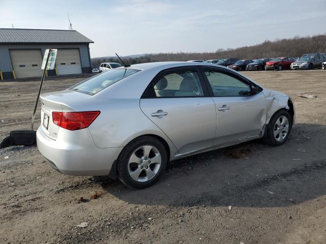 Photo 3 from auction – 2010 KIA FORTE EX with VIN KNAFU4A26A5220041