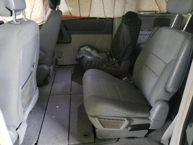 Photo 11 from auction – 2010 CHRYSLER TOWN & COU with VIN 2A4RR5D10AR452156