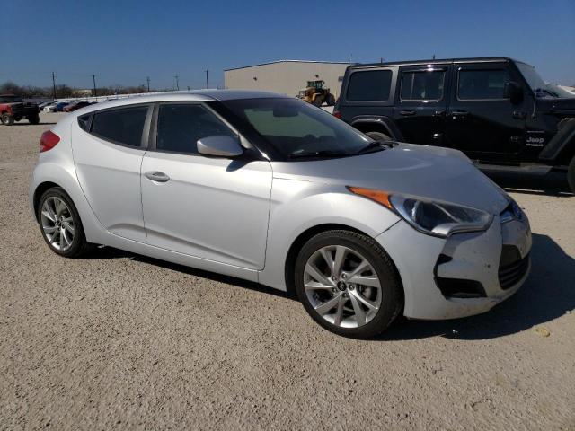 Photo 4 from auction – 2016 HYUNDAI VELOSTER with VIN KMHTC6AD6GU297430