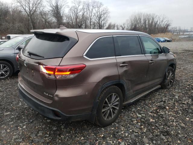 Photo 3 from auction – 2019 TOYOTA HIGHLANDER with VIN 5TDJZRFH8KS917618