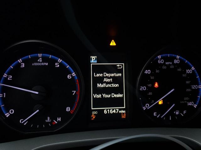 Photo 9 from auction – 2018 TOYOTA RAV4 LE with VIN 2T3BFREV0JW728902