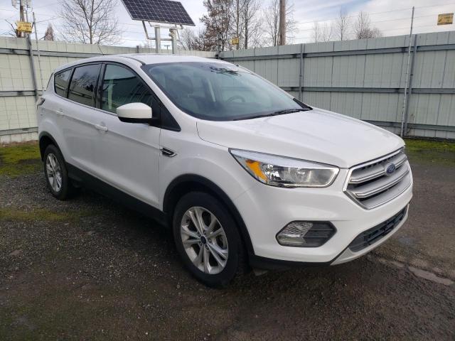 Photo 4 from auction – 2017 FORD ESCAPE SE with VIN 1FMCU0GD1HUC26638