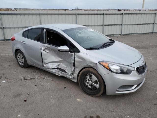 Photo 4 from auction – 2015 KIA FORTE LX with VIN KNAFX4A64F5419607