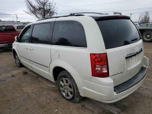 Photo 2 from auction – 2010 CHRYSLER TOWN & COU with VIN 2A4RR5D15AR432047