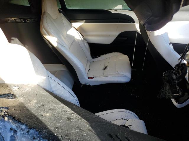 Photo 11 from auction – 2022 TESLA MODEL X with VIN 7SAXCBE63NF341984