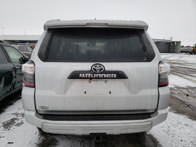 Photo 6 from auction – 2020 TOYOTA 4RUNNER SR with VIN JTEBU5JRXL5769521