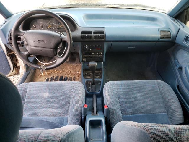 Photo 8 from auction – 1994 FORD ESCORT LX with VIN 1FARP15J5RW243765