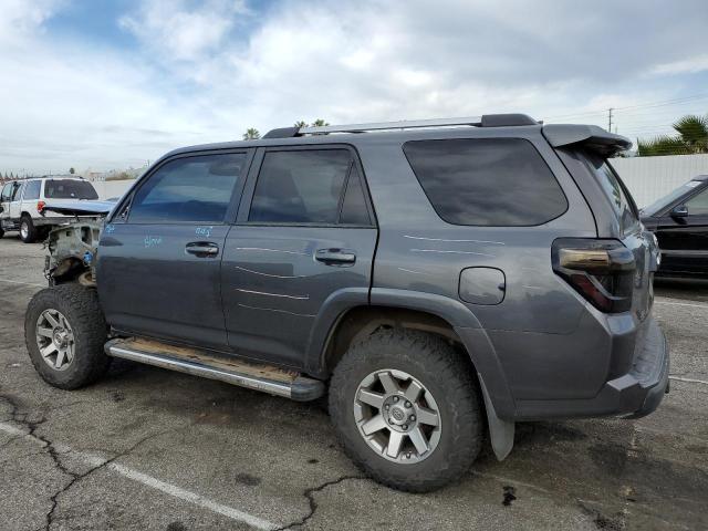 Photo 2 from auction – 2014 TOYOTA 4RUNNER SR with VIN JTEBU5JR2E5164587