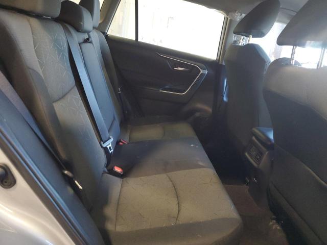 Photo 11 from auction – 2022 TOYOTA RAV4 XLE with VIN 2T3W1RFVXNW198409