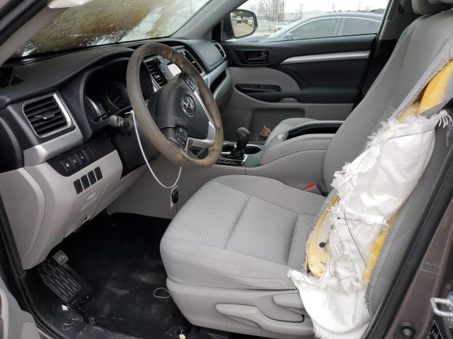 Photo 7 from auction – 2019 TOYOTA HIGHLANDER with VIN 5TDBZRFH9KS701409