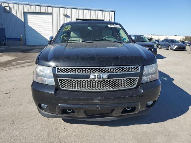 Photo 5 from auction – 2010 CHEVROLET SUBURBAN with VIN 1GNUKKE37AR181144