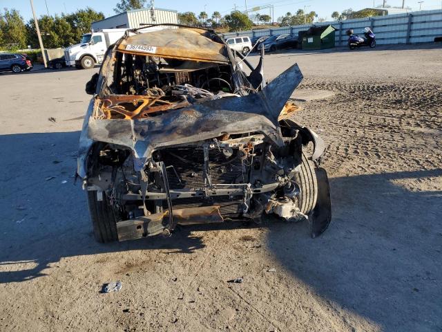Photo 5 from auction – 2005 TOYOTA 4RUNNER SR with VIN JTEZU14R650062922