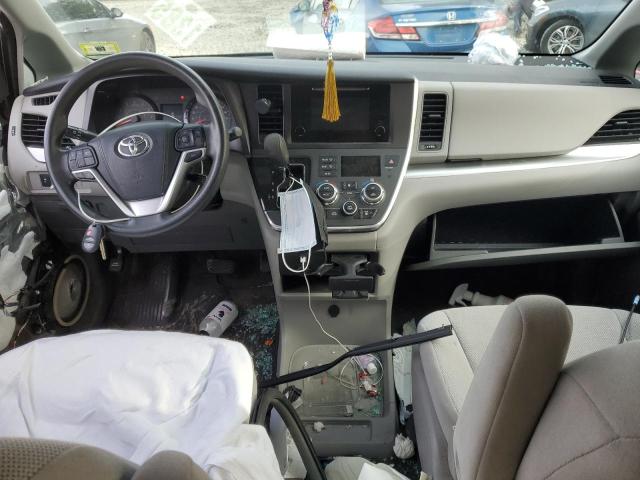 Foto 8 de la subasta – 2017 TOYOTA SIENNA con VIN 5TDZZ3DC9HS769172