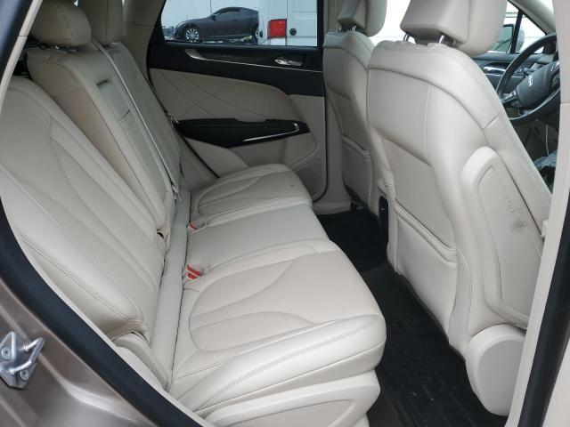 Photo 11 from auction – 2019 LINCOLN MKC RESERV with VIN 5LMCJ3D94KUL47968