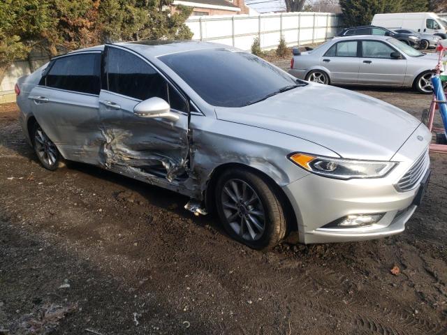 Photo 4 from auction – 2017 FORD FUSION SE with VIN 3FA6P0PU1HR138288