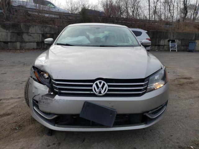 Photo 5 from auction – 2012 VOLKSWAGEN PASSAT SEL with VIN 1VWCP7A38CC106125