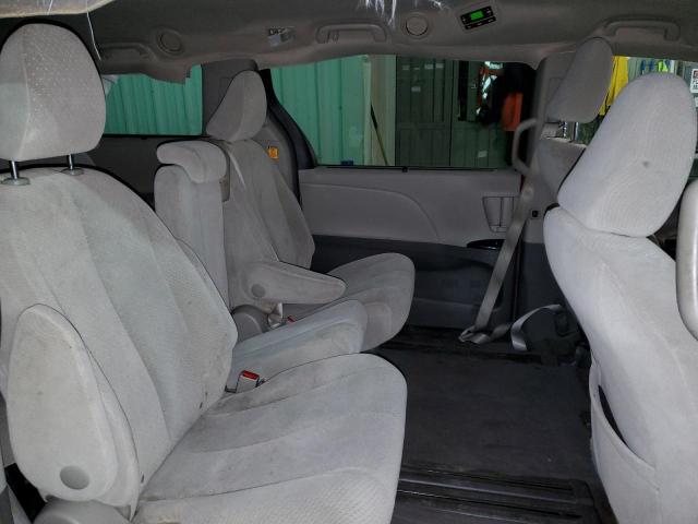 Photo 11 from auction – 2013 TOYOTA SIENNA LE with VIN 5TDKK3DC5DS352454