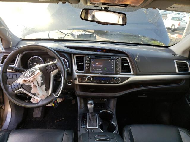 Foto 8 de la subasta – 2016 TOYOTA HIGHLANDER con VIN 5TDJKRFH6GS329258