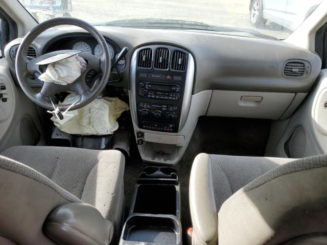 Photo 8 from auction – 2005 CHRYSLER TOWN & COU with VIN 2C4GP54L45R505757