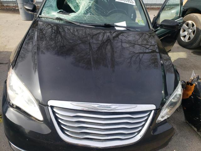 Photo 11 from auction – 2014 CHRYSLER 200 LX with VIN 1C3CCBAB8EN207332