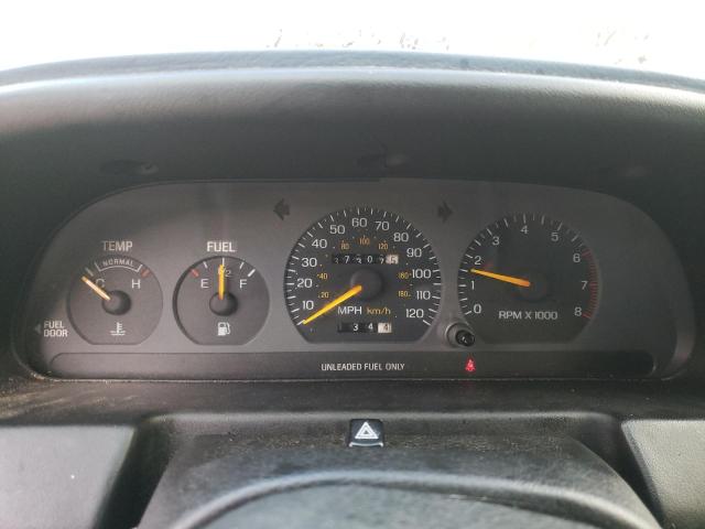 Photo 9 from auction – 1994 FORD ESCORT LX with VIN 1FARP15J5RW243765