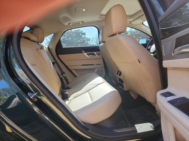 Photo 6 from auction – 2017 JAGUAR XF PREMIUM with VIN SAJBD4BV8HCY35868