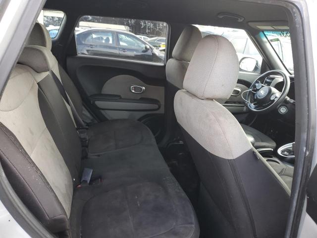 Photo 11 from auction – 2015 KIA SOUL with VIN KNDJN2A25F7777100
